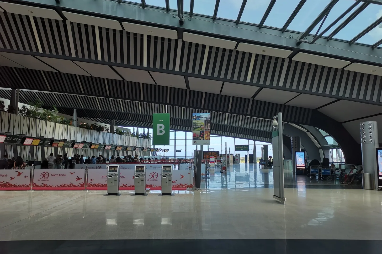 Hall d'enregistrement Air Mauritius de l'aéroport international Sir Seewoosagur Ramgoolam, à Plaisance