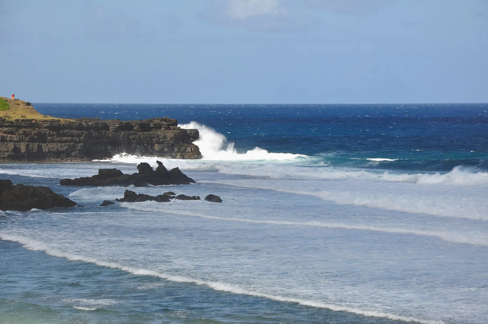 Falaises basaltiques et vagues qui déferlent à Gris Gris, Souillac, sud de l'île Maurice